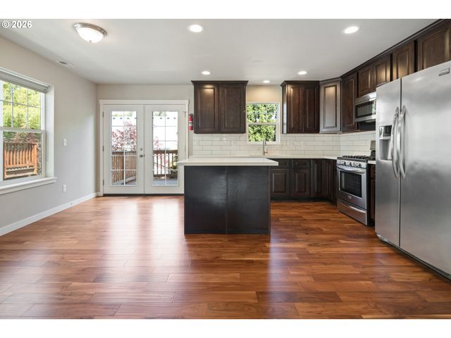 7578 Se DIVISION St C, Portland, OR 97206