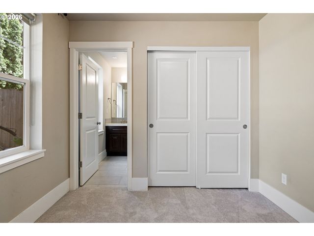 7578 Se DIVISION St C, Portland, OR 97206