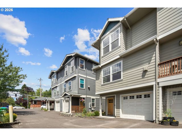 7578 Se DIVISION St C, Portland, OR 97206