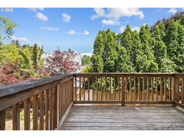 7578 Se DIVISION St C, Portland, OR 97206