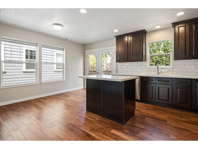 7578 Se DIVISION St C, Portland, OR 97206