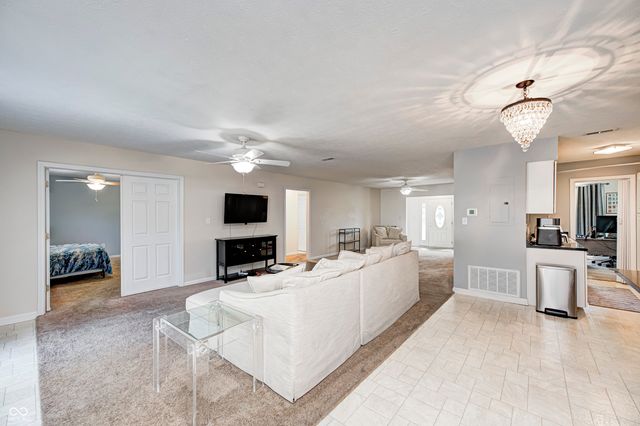 918 Ardsley Drive, Indianapolis, IN 46234