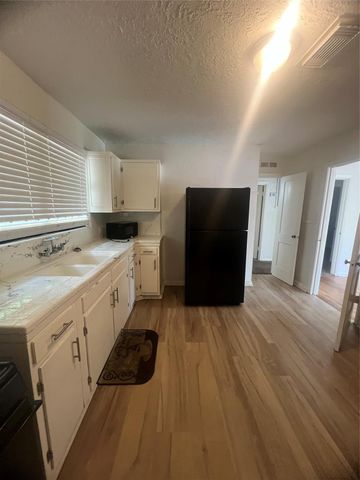 5715 Westover Street, Houston, TX 77033