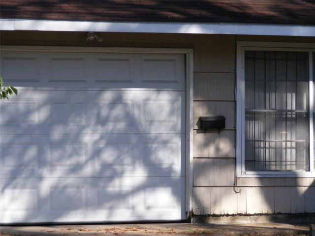 5715 Westover Street, Houston, TX 77033