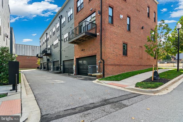 915 S GRUNDY ST, Baltimore, MD 21224