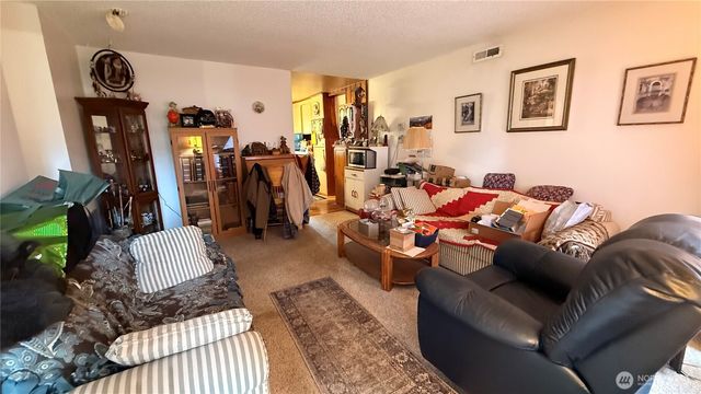 19614 SE 260th Street, Covington, WA 98042