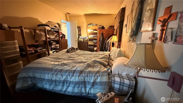 19614 SE 260th Street, Covington, WA 98042