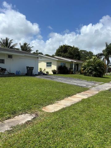 3206 Bermuda Road, Palm Beach Gardens, FL 33410
