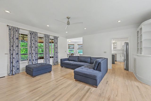1040 Rivershore Road, Charleston, SC 29492
