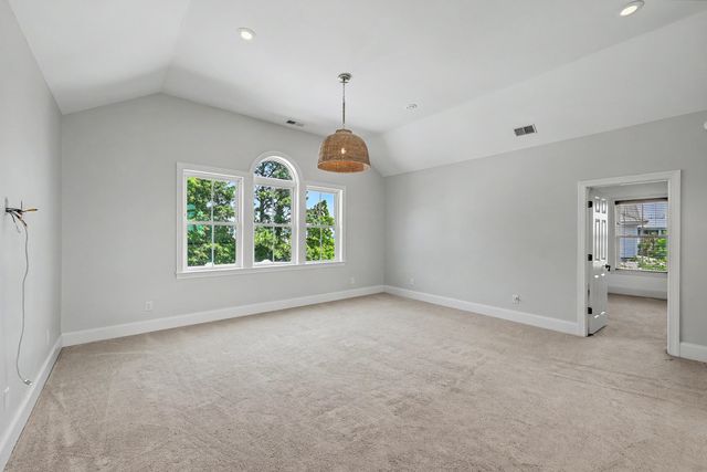1040 Rivershore Road, Charleston, SC 29492