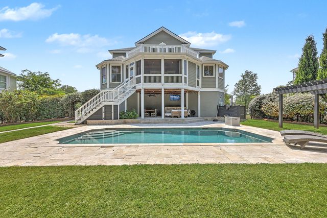 1040 Rivershore Road, Charleston, SC 29492