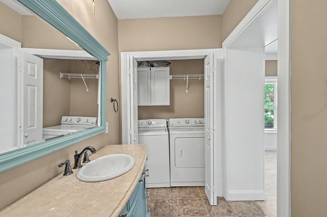 1040 Rivershore Road, Charleston, SC 29492