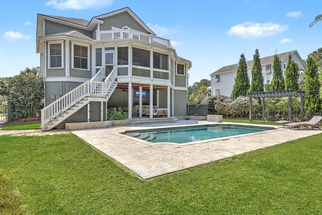 1040 Rivershore Road, Charleston, SC 29492