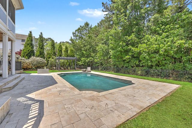 1040 Rivershore Road, Charleston, SC 29492