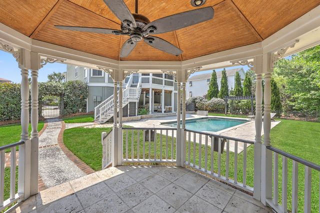 1040 Rivershore Road, Charleston, SC 29492