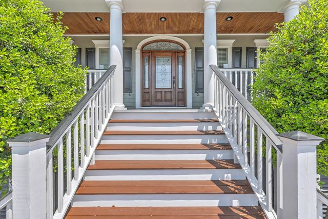 1040 Rivershore Road, Charleston, SC 29492