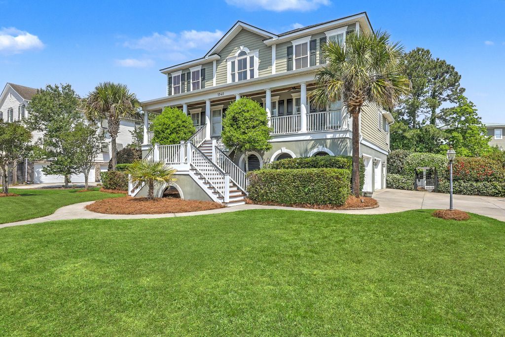 1040 Rivershore Road, Charleston, SC 29492
