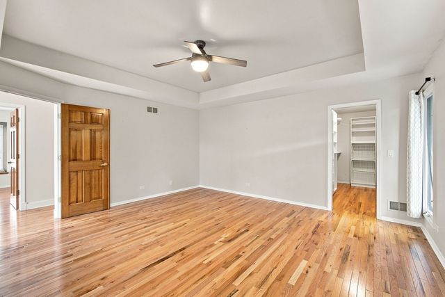 2752 Wendy Drive, Naperville, IL 60565
