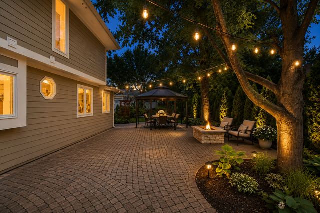 2752 Wendy Drive, Naperville, IL 60565