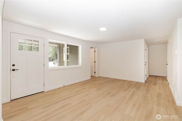 11 E Mox Chehalis Road, Mccleary, WA 98557