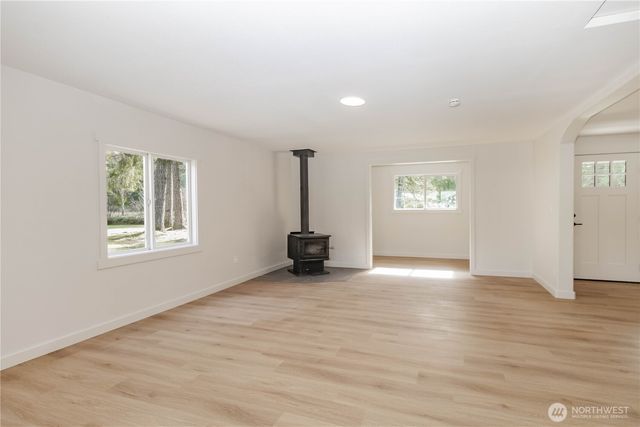 11 E Mox Chehalis Road, Mccleary, WA 98557