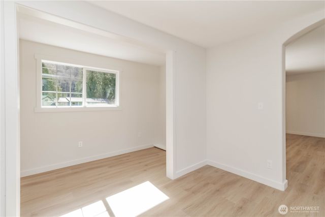 11 E Mox Chehalis Road, Mccleary, WA 98557