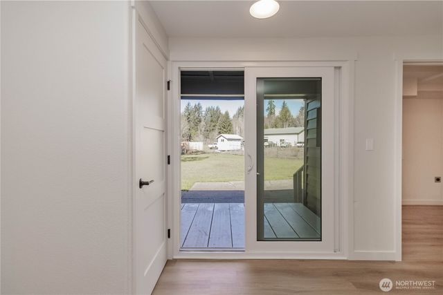 11 E Mox Chehalis Road, Mccleary, WA 98557