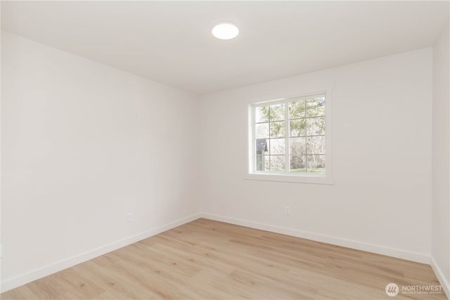 11 E Mox Chehalis Road, Mccleary, WA 98557