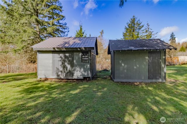 11 E Mox Chehalis Road, Mccleary, WA 98557