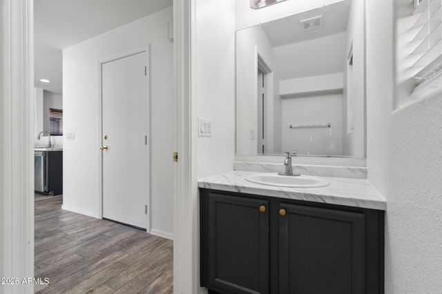 6425 W HARWELL Road, Laveen, AZ 85339