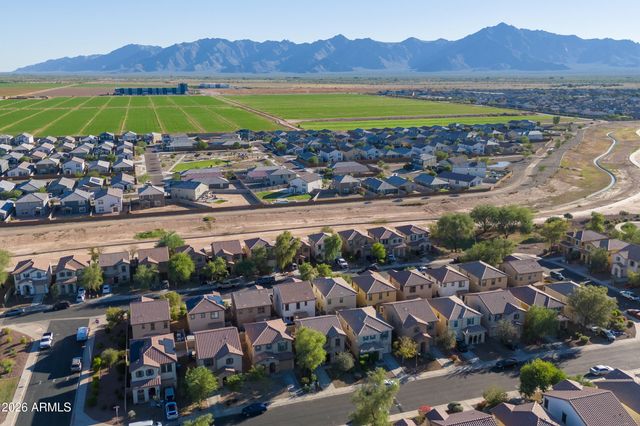 6425 W HARWELL Road, Laveen, AZ 85339