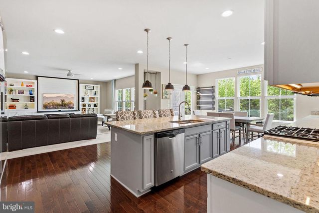 29 CARRINGTON WAY, Marlton, NJ 08053