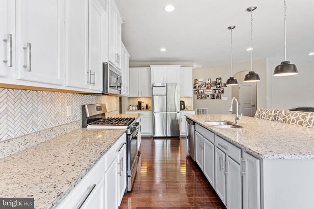 29 CARRINGTON WAY, Marlton, NJ 08053