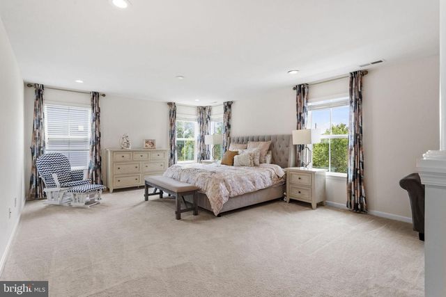 29 CARRINGTON WAY, Marlton, NJ 08053