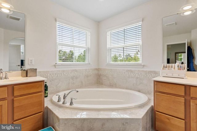 29 CARRINGTON WAY, Marlton, NJ 08053