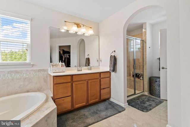 29 CARRINGTON WAY, Marlton, NJ 08053