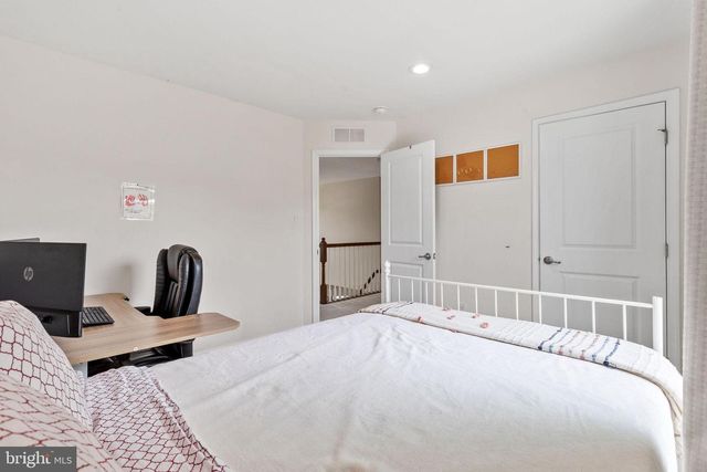 29 CARRINGTON WAY, Marlton, NJ 08053