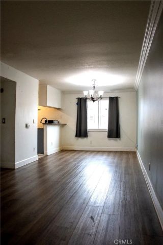 7045 Woodley Avenue 124, Lake Balboa, CA 91406