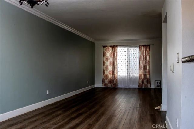 7045 Woodley Avenue 124, Lake Balboa, CA 91406