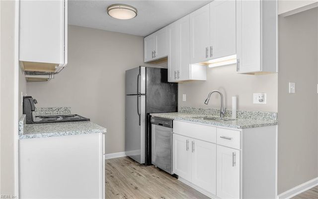 1384 Sierra DR, Virginia Beach, VA 23453