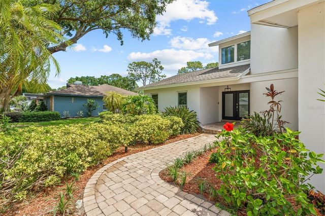 13915 WHISPERWOOD DRIVE, Clearwater, FL 33762