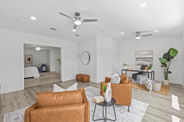 13915 WHISPERWOOD DRIVE, Clearwater, FL 33762