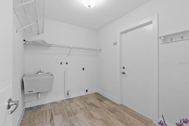 13915 WHISPERWOOD DRIVE, Clearwater, FL 33762