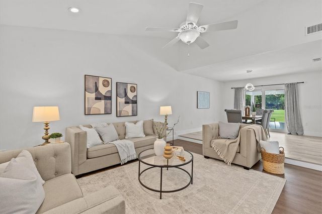 13915 WHISPERWOOD DRIVE, Clearwater, FL 33762