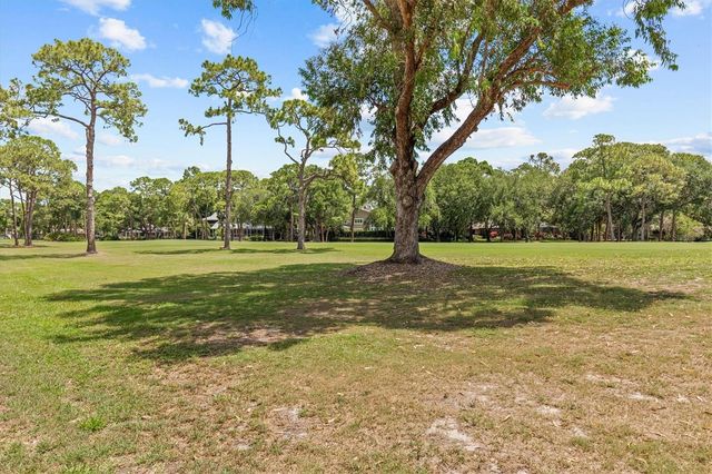 13915 WHISPERWOOD DRIVE, Clearwater, FL 33762