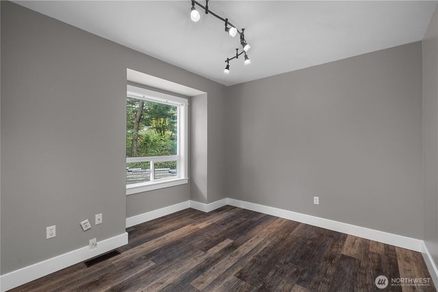 4048 Boardman Court NW, Olympia, WA 98502