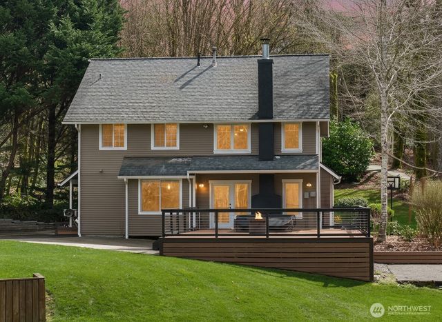 4048 Boardman Court NW, Olympia, WA 98502