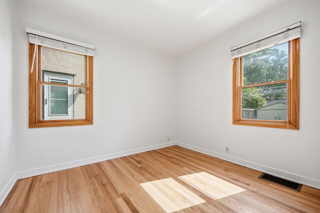 3808 Vera Cruz Avenue N, Robbinsdale, MN 55422
