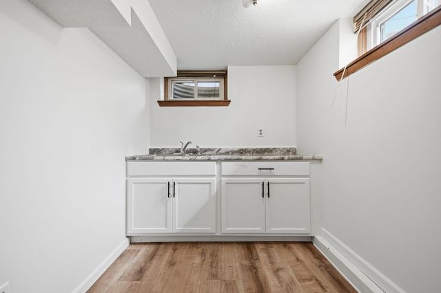 3808 Vera Cruz Avenue N, Robbinsdale, MN 55422