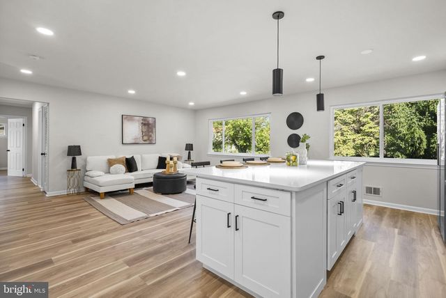 13124 CABINWOOD DR, Silver Spring, MD 20904